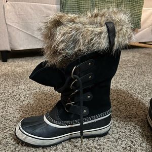 Sorel Women’s Joan of Arctic winter boots
